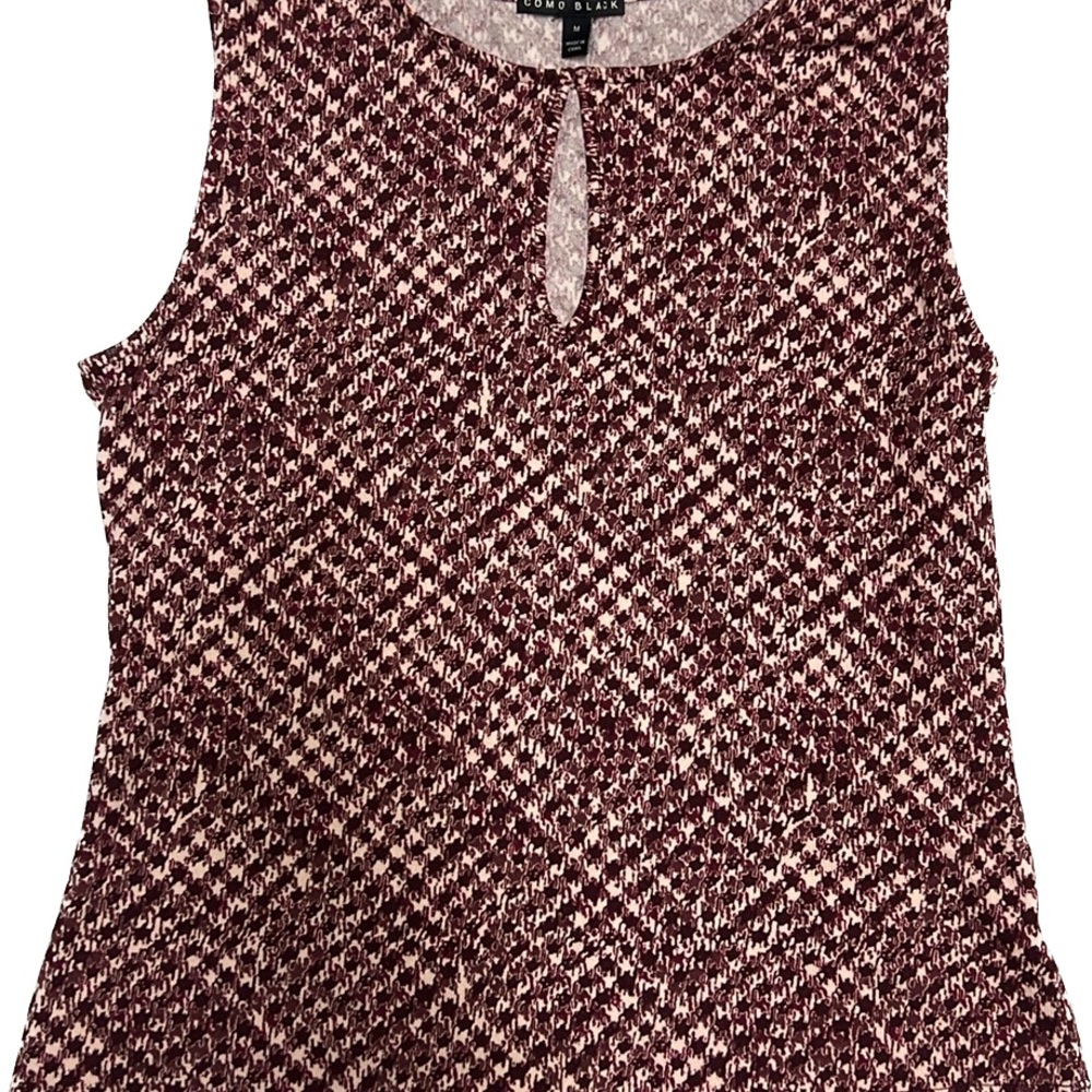 Como Black, size medium sleeveless blouse
